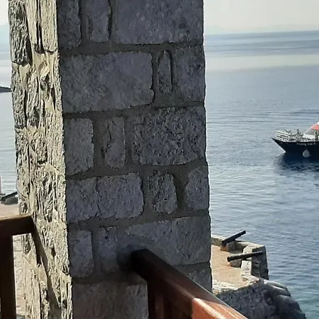 Apartment Castello Hydra (Saronic Islands)