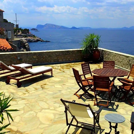 Castello Hydra (Saronic Islands)